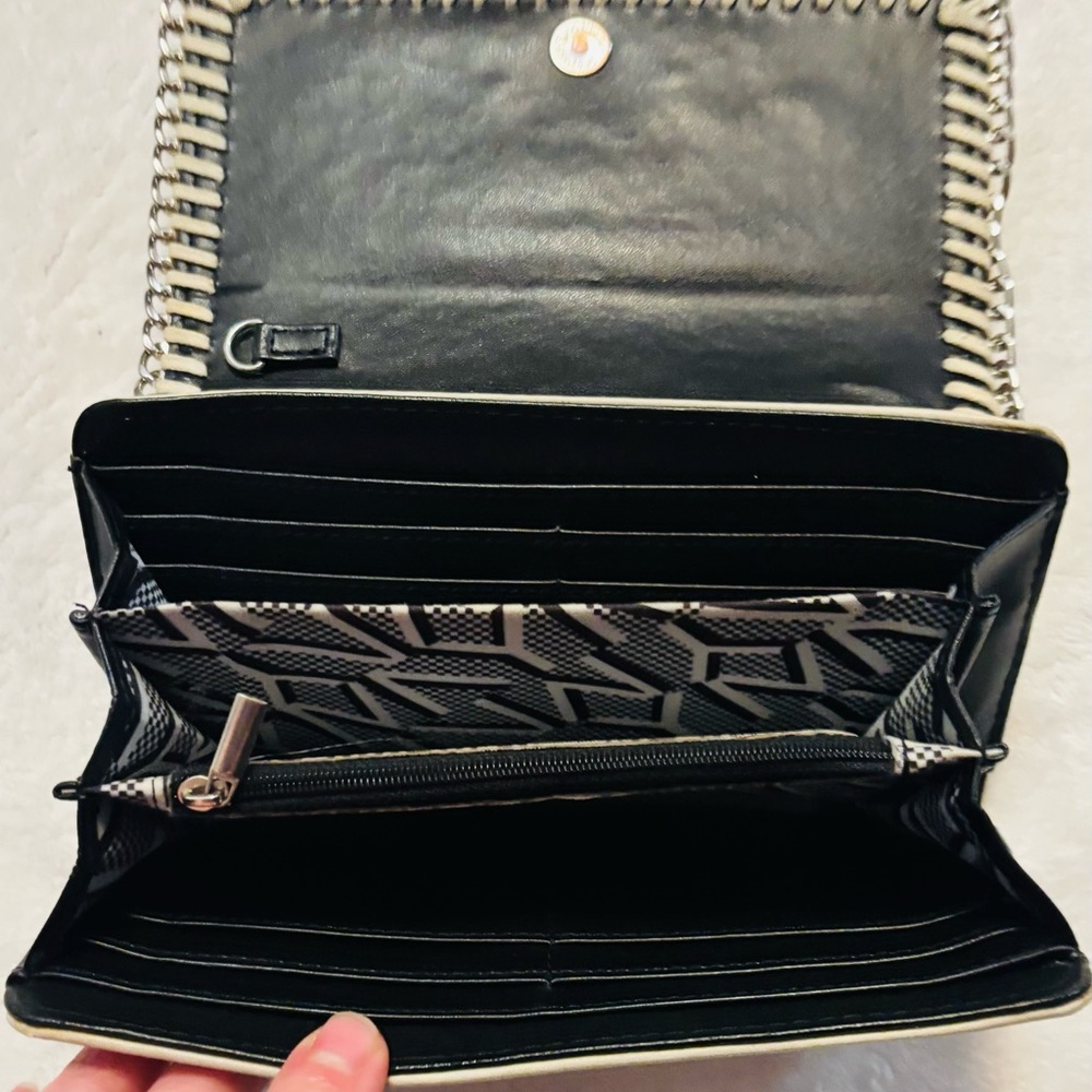 Marc New York by Andrew Marc Wallet/Wristlet in Cream EUC Wristlet Included - Picture 7 of 8